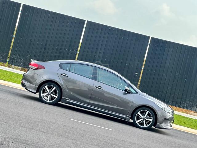 KIA CERATO 1.6 YDđ„LOW MONTHLY FULL LOANâ
CARKiNG - 2