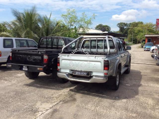 2005 Toyota HILUX 2.5 DUAL CAB (A)4X4Diesel Turbo - 4