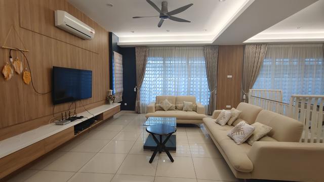 Bandar Laguna Merbok Facing LakeView 2 Storey Semi-D With Swiming Pool 1