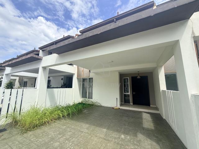 READY TO MOVE ❤️ Arahsia Tropicana, Kota Kemuning 1