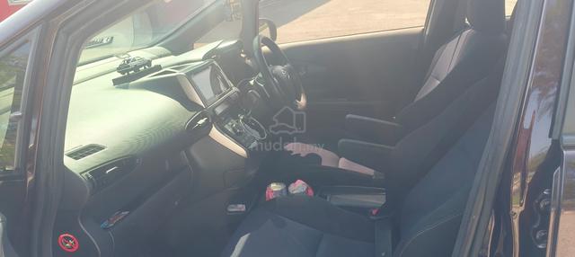 2013 Toyota WISH 1.8 S FACELIFT (A) - 5