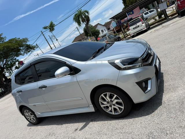 2017 Perodua Axia SE 1.0 (A) Facelift Keyless - 1