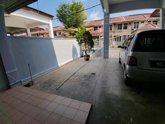 For Rent Double Storey Terrace House Seri Selendang 1