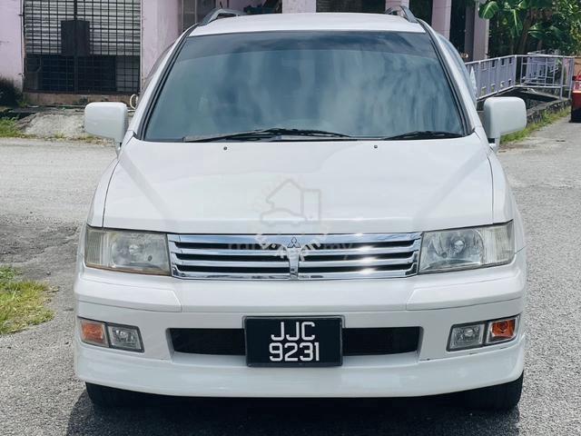 Mitsubishi CHARIOT(A) cat baru Siap Tukar Nama - 3