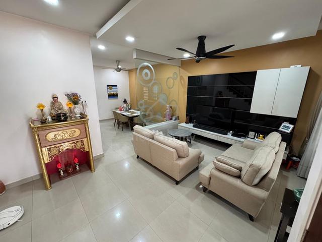 2sty Freehold Bandar Kinrara Bk9 Puchong Extended Renovated For Sale 1