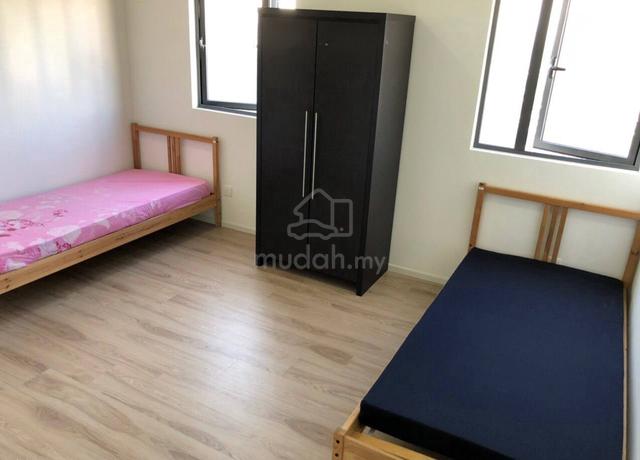Master Room @ Sunway Gandaria – Female Only, Private Bathroom 1