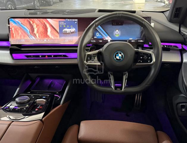 2024/25 BMW i5 eDRIVE40 MSPORT G60 (Mineral White) - 5