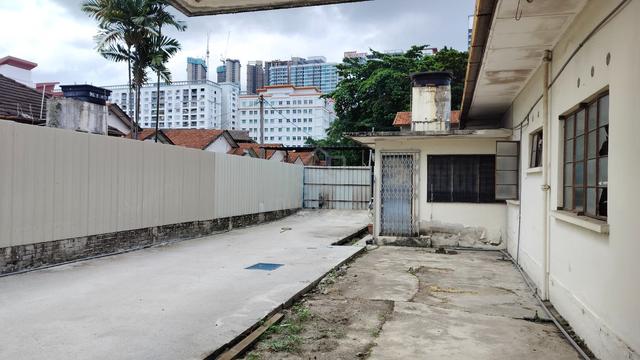 Workers Hostel Near Sunway Velocity | 5 Rooms  1