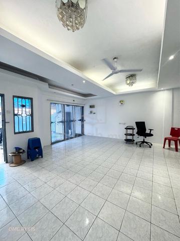 Good Condition 2 Storey 20X65 Abdul Hamid Taman Sentosa Klang Reno 3