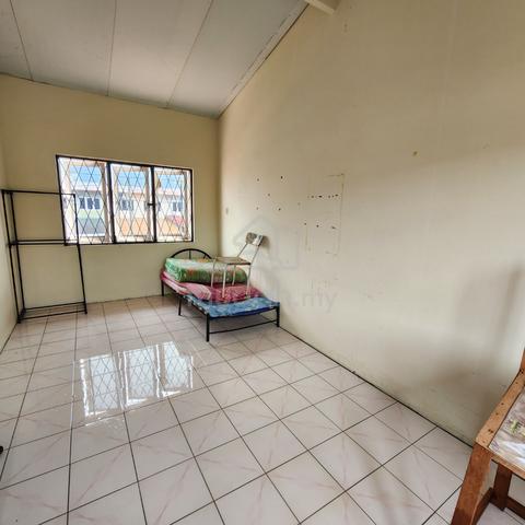 Double Storey House at Desa Ilmu, Kota Samarahan 4
