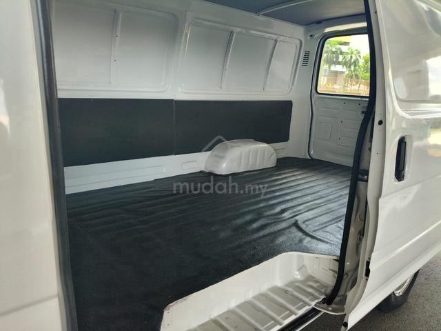 2004 Toyota Hiace 3.0 (M) Panel Van Engine Diesel - 5