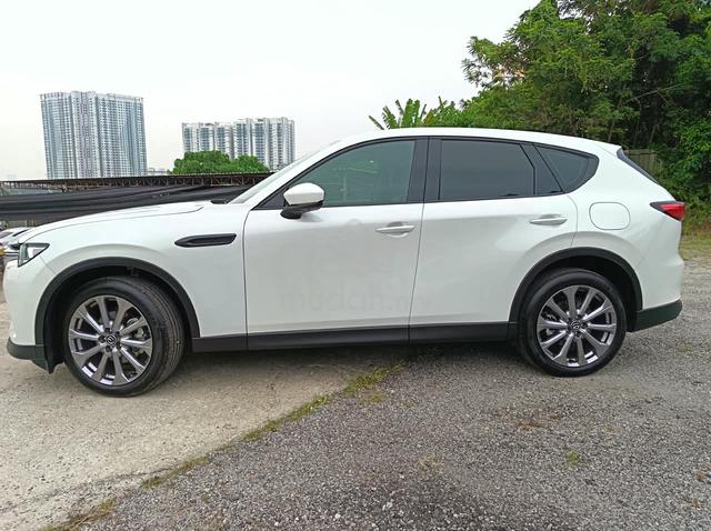 2026 Mazda CX 60 2.5 High 2K Mileage Like New - 4