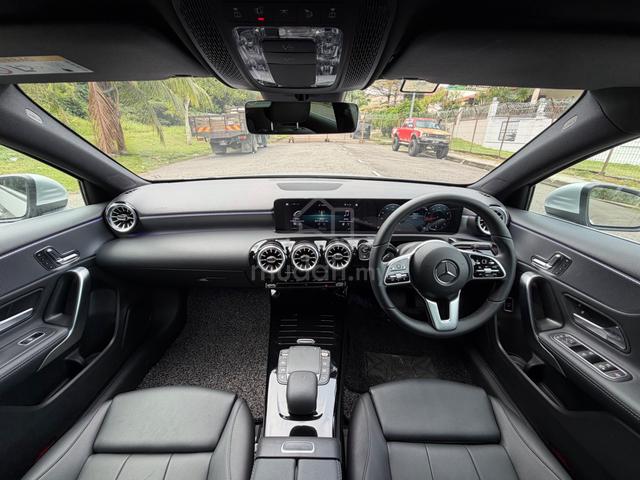 2022 Mercedes Benz A200 Sedan 1.3 - 5