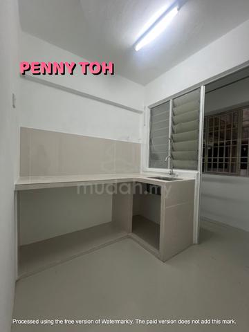 Puncak Erskine 1