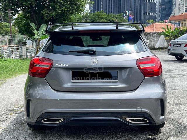 2017 Mercedes Benz A180 1.6 AMG/ F.S.R/ 1Own/ Wrty - 3