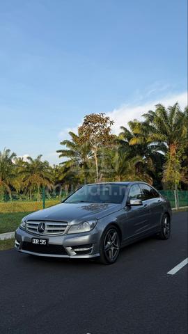 2012 Mercedes Benz C200 CGI BlueEFCY - 3