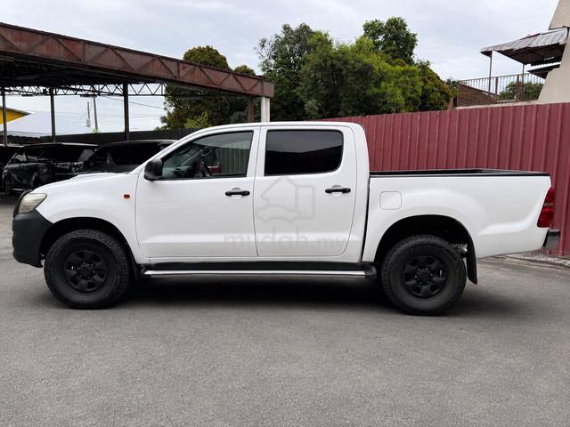 2013 Toyota HILUX 2.5 G VNT (M) LOAN KEDAI IC SHJA - 4
