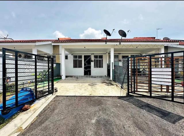 Jalan Surian, Taman Desaru Utama, Bandar Penawar 1