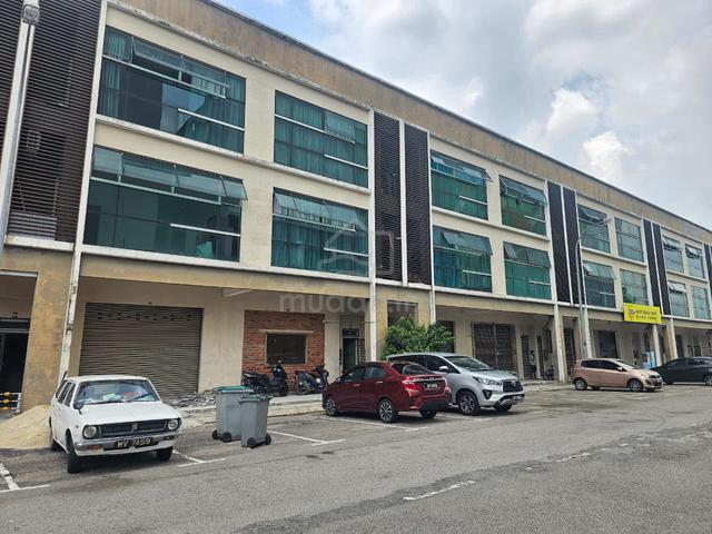 Jalan SILC 2,Kawasan Perindustrian SILC Nusajaya, Iskandar Puteri,Near 1