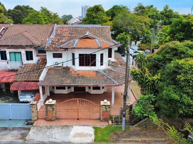 CORNER LOT NON BUMI Double Storey Terracce Seksyen 7 Kota Damansara 1