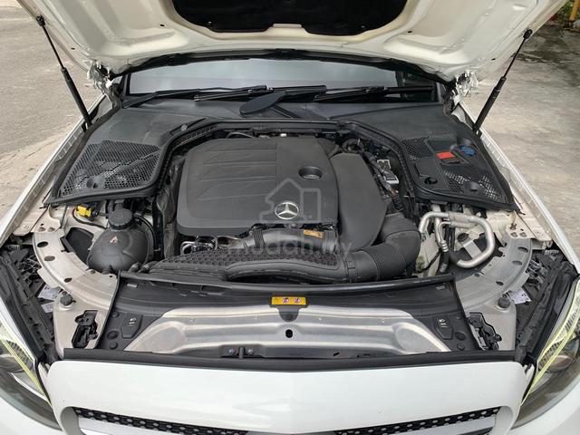 2019 Mercedes Benz C300 2.0 AMG LINE (CKD) (A) - 4