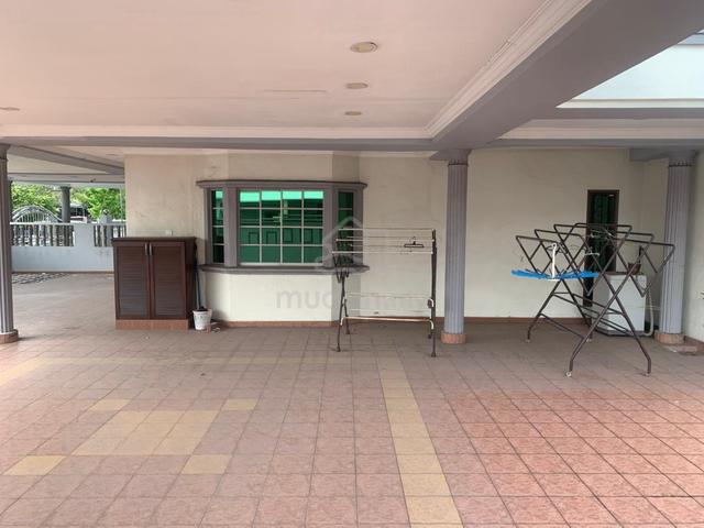 Taman Gembira Kapar Super Large Semi D House corner sale Renovated 1
