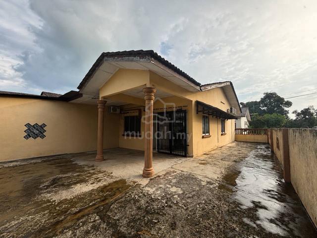 [END LOT] Taman Seri Telok Mas Melaka teres setingkat untuk dijual 1