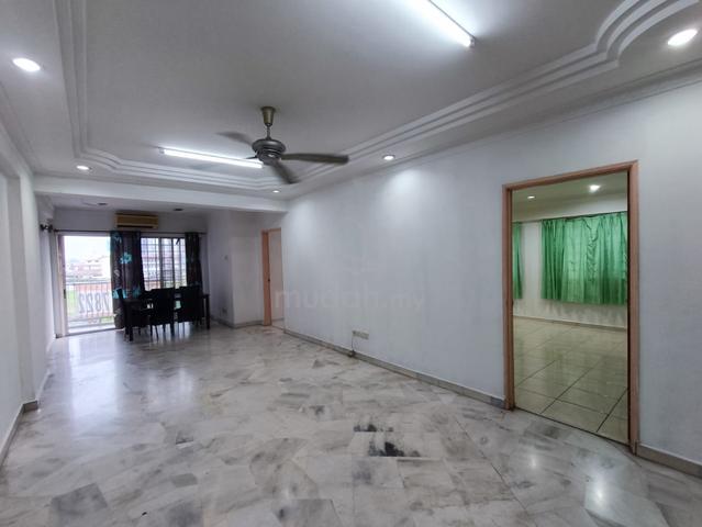 Awana Puri Condominiums 1
