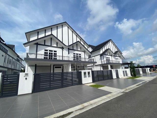 2.5 Storey Cluster @ Eco Spring/ Eco Palladium/ Elford/ Corner/ Unbloc 1