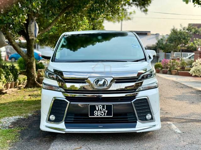 ON THE ROAD 2015 Toyota VELLFIRE 2.5 (A) - 4
