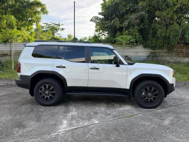 2024 Toyota LANDCRUISER 2.8 250 ZX Like New Car - 4