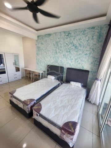 Fully Furnished Female Medium Bedroom For Rent @ Shah Alam 1