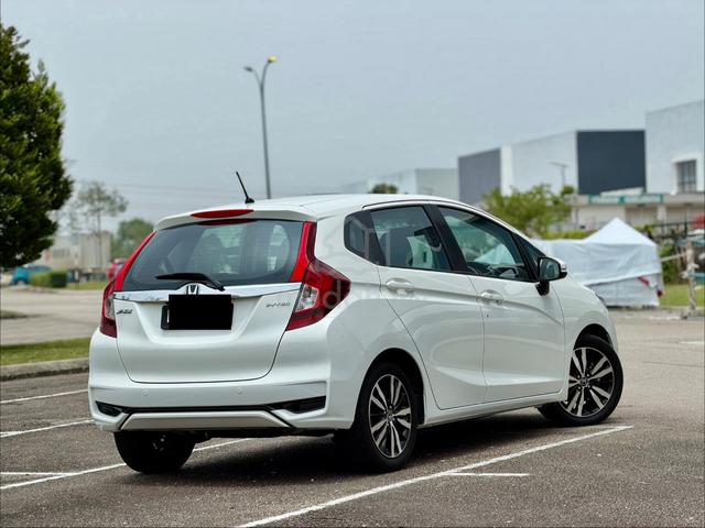 F/LOAN 2020 Honda JAZZ 1.5 V GK FACELIFT (A) - 4