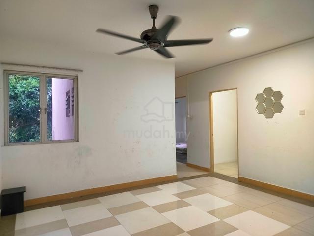 Sri Indah Apartment 1