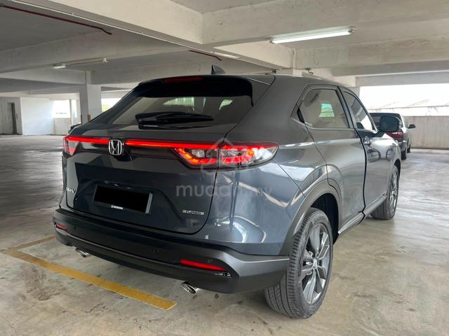2024 Honda HR-V 1.5 TURBO V (A)UNDER WARRANTY - 3