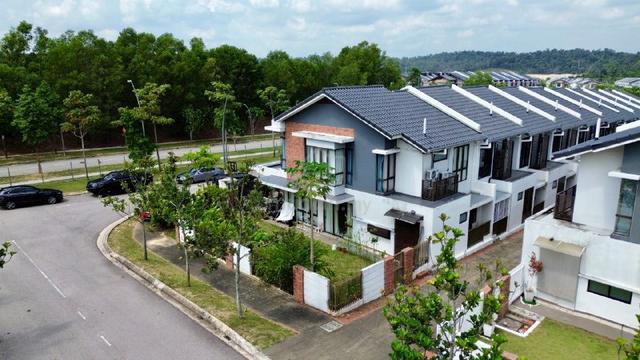 CORNER Double Storey House Elmina Valley 3 Shah Alam FACING OPEN 1