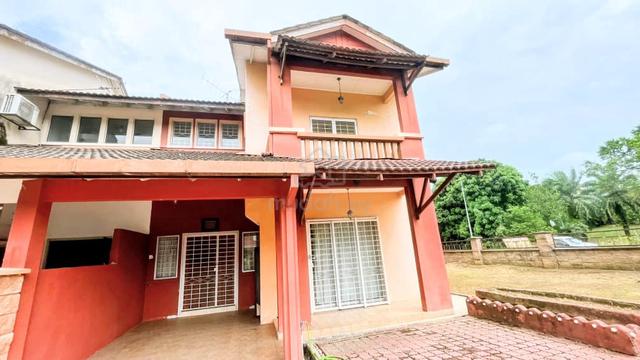 Bukit Jelutong Freehold 2-Storey Terraced Corner Lot For Sale 1