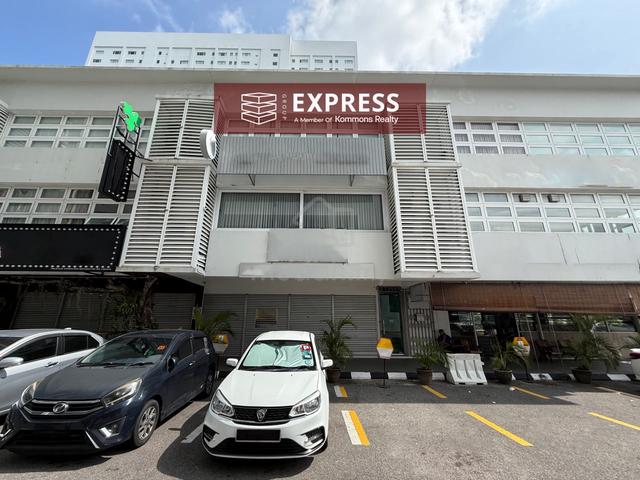Ground Floor, 3 Storey Shoplot at Waterfront Commercial Centre 1