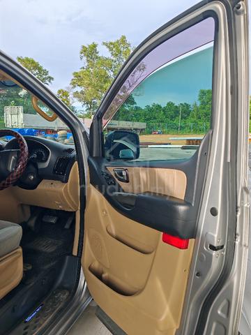 2014 Hyundai GRAND STAREX 2.5 ROYALE DELUXE (A) - 4