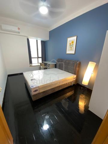 R&F mall Spacious room for rent (linked to CIQ) for rent 1