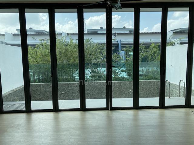 Puchong Nusaputra Reflexion Pool Villa 3 Storey House For Sale 1