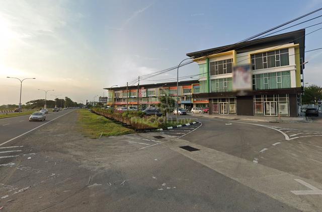 FOR RENT | I-Plaza Commercial Shoplot | Ground Floor 1