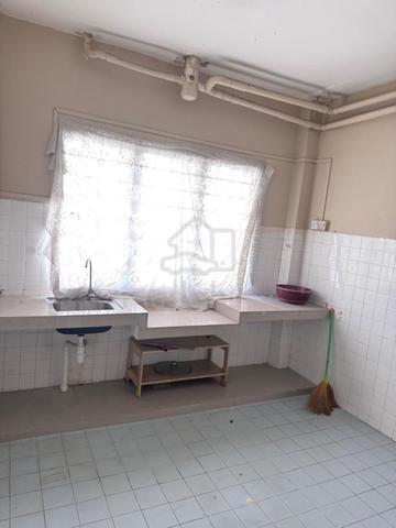 Teratai Mewah Condominium 5