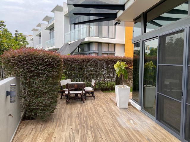 Endlot 3 storey Reed Lakefield bigger unit Near KTM Sungai besi, Kl 1