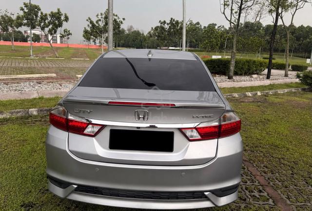 2019 Honda CITY 1.5 V (A) Full Specs - 2