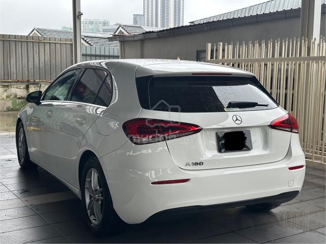 2019 Mercedes Benz A180 1.3 STYLE HATCHBACK (A) - 4