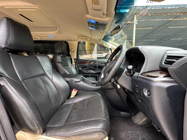 2016 Toyota VELLFIRE 2.5 ZA LEATHER/ WIRELES CHARG - 4