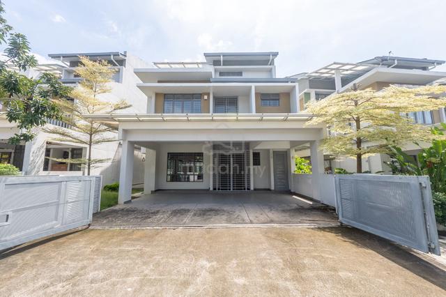 2.5 Storey Zero Lot Bungalow DANAU MUTIARA, Presint 16 1