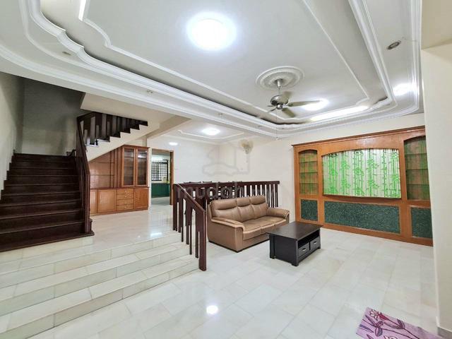 JB Town Taman Pelangi 2 Storey Terrace House 1