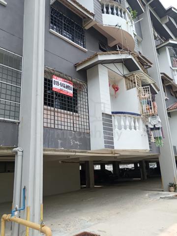Pandan Terrace Apartment (Pandan Perdana) 1